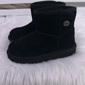 Ugg Boots gently used so much more like to them only warn a few times.